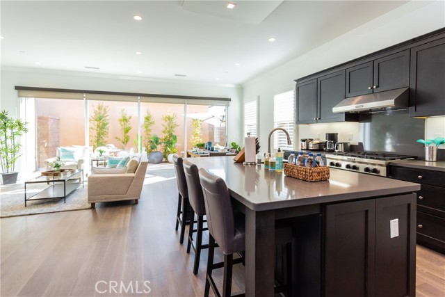 Detail Gallery Image 7 of 51 For 108 Hargrove, Irvine,  CA 92620 - 4 Beds | 2/1 Baths