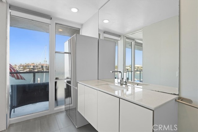 Detail Gallery Image 17 of 38 For 4053 Aladdin Dr, Huntington Beach,  CA 92649 - 3 Beds | 2/1 Baths