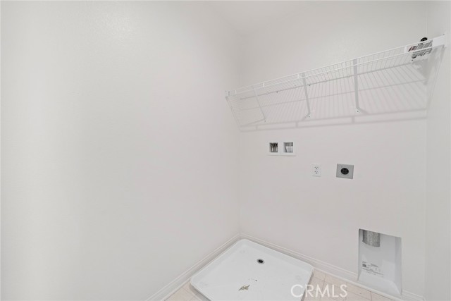 Detail Gallery Image 35 of 39 For 16022 Aventurine Ln, Chino,  CA 91708 - 3 Beds | 2/1 Baths