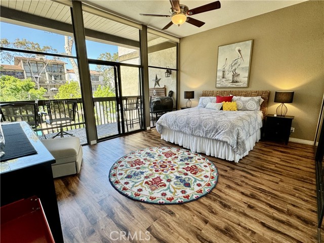 Detail Gallery Image 15 of 27 For 6215 Marina Pacifica Dr, Long Beach,  CA 90803 - 2 Beds | 2 Baths