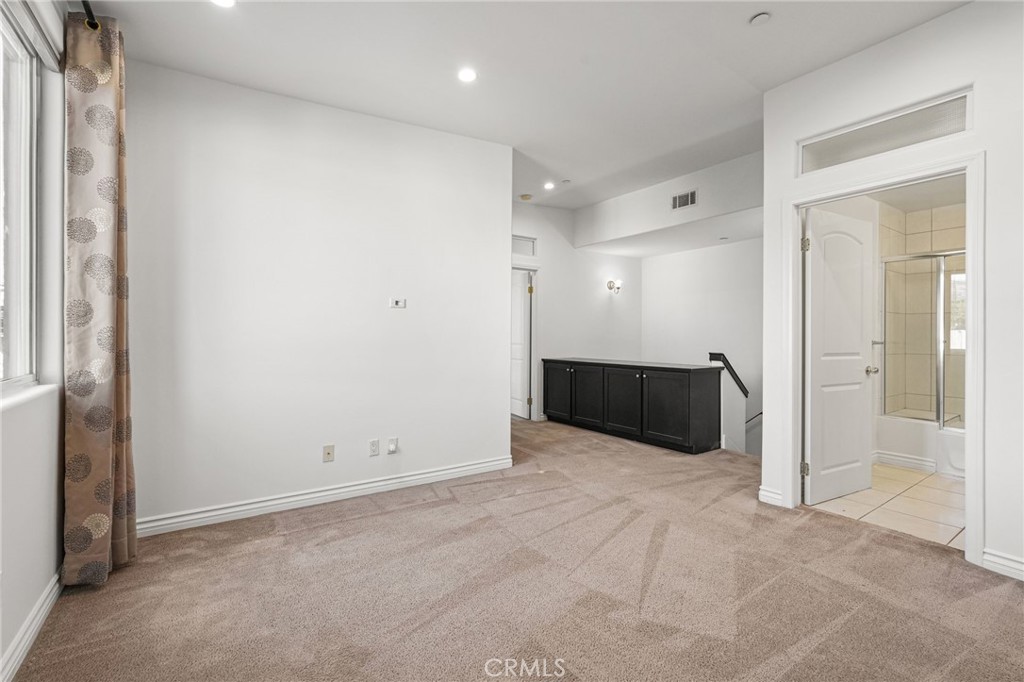 MLS #SR25259205 image #12