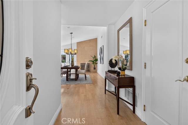 18658 Brymer Street photo 34