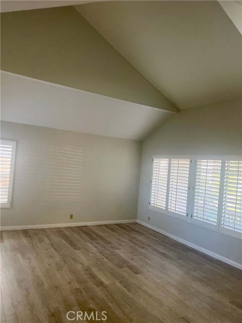 Detail Gallery Image 6 of 29 For 5018 Evanwood Ave, Oak Park,  CA 91377 - 4 Beds | 2/1 Baths