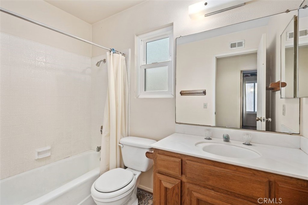 MLS #OC25159783 image #24