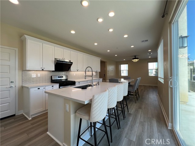 4292 S Heather Privado, Ontario CA: https://media.crmls.org/medias/11969b44-046d-4e80-aa55-ea7db2b11f6e.jpg
