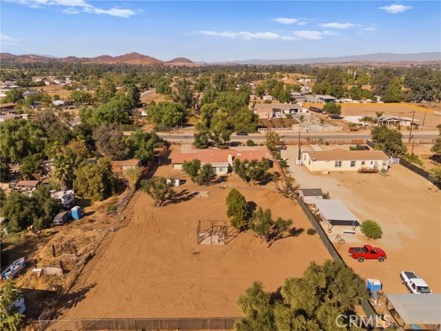 Detail Gallery Image 39 of 42 For 21661 Mountain Ave, Perris,  CA 92570 - 3 Beds | 2 Baths