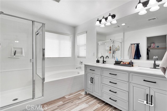 Detail Gallery Image 31 of 49 For 13458 Snowdrop Ct, Victorville,  CA 92394 - 5 Beds | 3 Baths