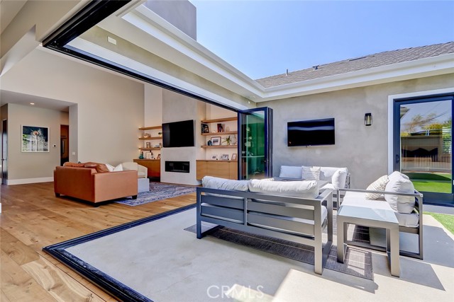 2812 Timothy Avenue, Redondo Beach, California 90278, 5 Bedrooms Bedrooms, ,4 BathroomsBathrooms,Residential,Sold,Timothy,SB23078863