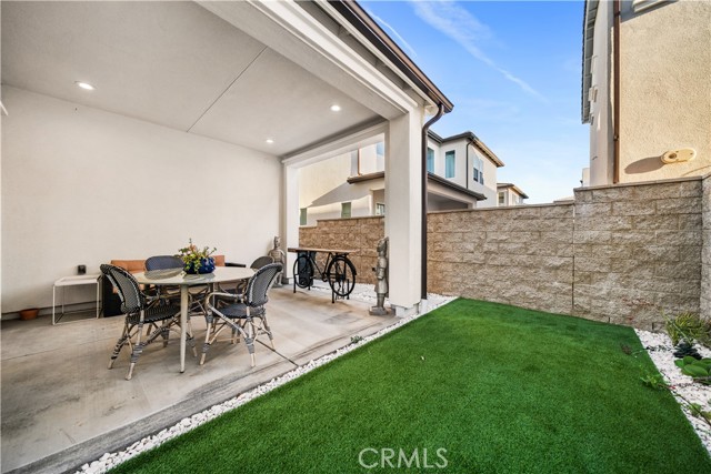 151 Fremont, Lake Forest CA: https://media.crmls.org/medias/1197066f-8a46-4138-a2ca-99ac34d9cae5.jpg