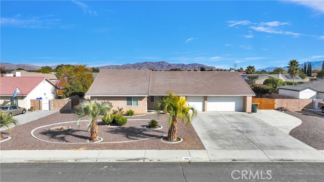 Detail Gallery Image 2 of 53 For 13935 Rincon Rd, Apple Valley,  CA 92307 - 4 Beds | 2/1 Baths