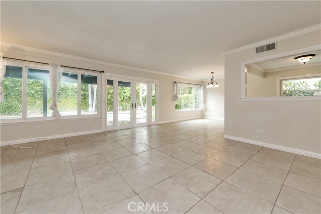 Detail Gallery Image 22 of 43 For 15305 Moulins Cir, Irvine,  CA 92604 - 4 Beds | 2/1 Baths