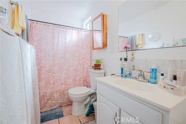 Detail Gallery Image 13 of 20 For 1034 E Spicer St, Carson,  CA 90745 - 4 Beds | 2 Baths