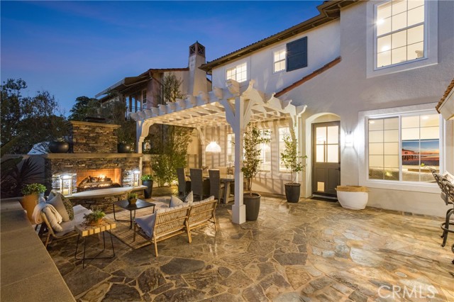 33 Renata, Newport Coast CA: https://media.crmls.org/medias/1198ec5b-bdb3-40ab-997e-c669c2c81b0a.jpg