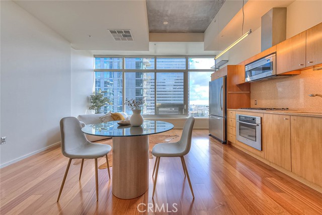 Detail Gallery Image 6 of 39 For 1155 S Grand #1313,  Los Angeles,  CA 90015 - 0 Beds | 1 Baths