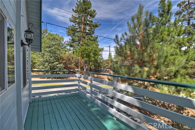 Detail Gallery Image 27 of 49 For 27026 Overlook Ln, Lake Arrowhead,  CA 92352 - 2 Beds | 1/1 Baths