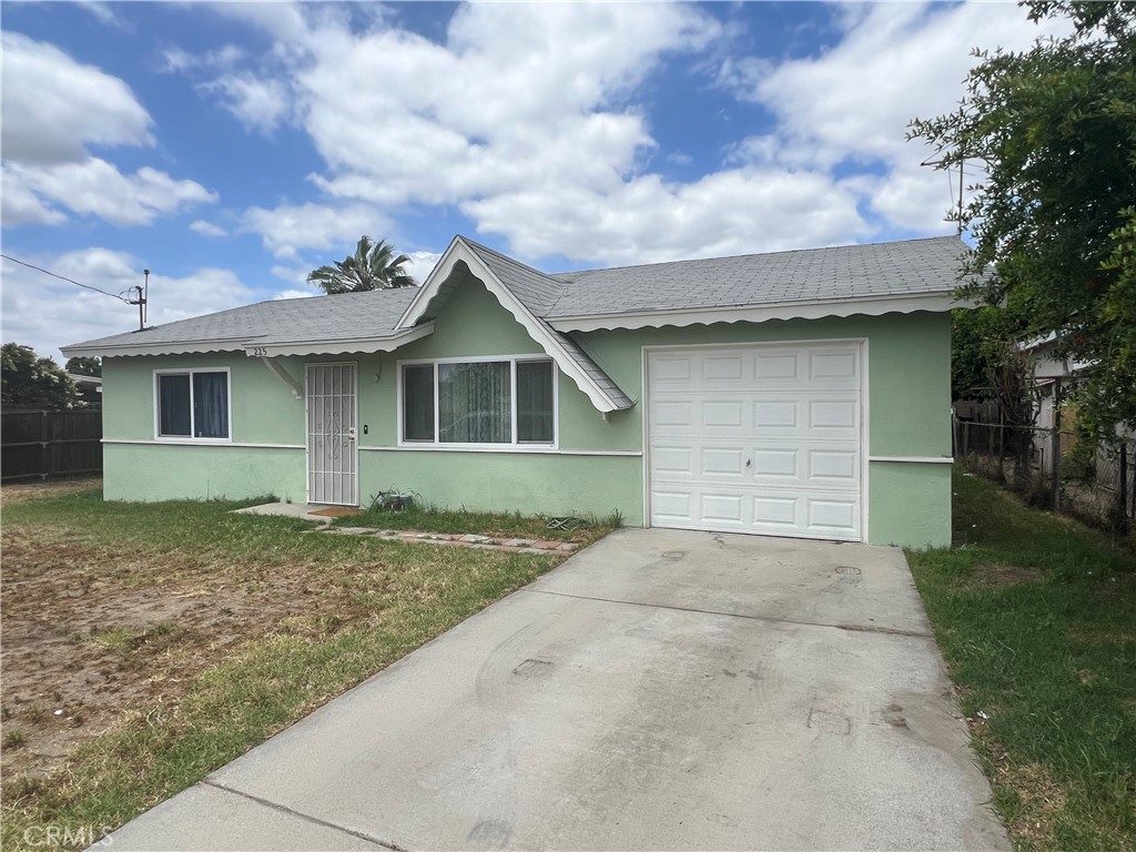 225 W Franklin Avenue