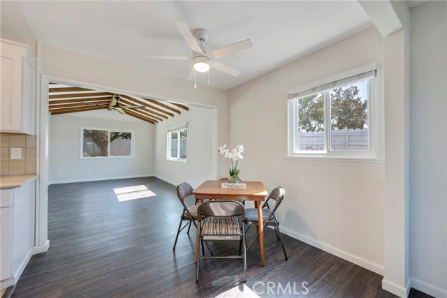 228 W OLD MILL, Corona CA: https://media.crmls.org/medias/119a06d7-44c2-4543-ae19-f644b1201ca3.jpg