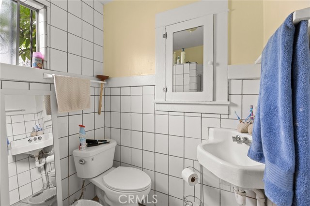 Detail Gallery Image 25 of 43 For 928 S Breed St, Los Angeles,  CA 90023 - – Beds | – Baths
