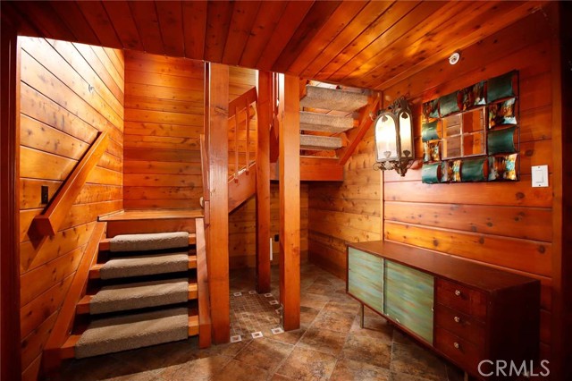 Detail Gallery Image 6 of 35 For 6 B Surfside, Surfside,  CA 90743 - 4 Beds | 3/1 Baths