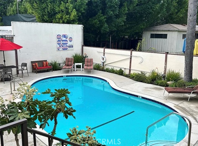 Detail Gallery Image 12 of 14 For 12801 Moorpark #106,  Studio City,  CA 91604 - 2 Beds | 2 Baths