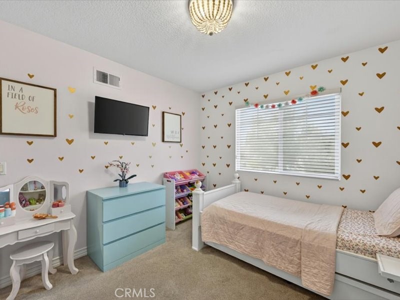 https://media.crmls.org/medias/119bfaf9-5507-4b8a-b2fa-78dc0c768b03.jpg?preset=X-Large