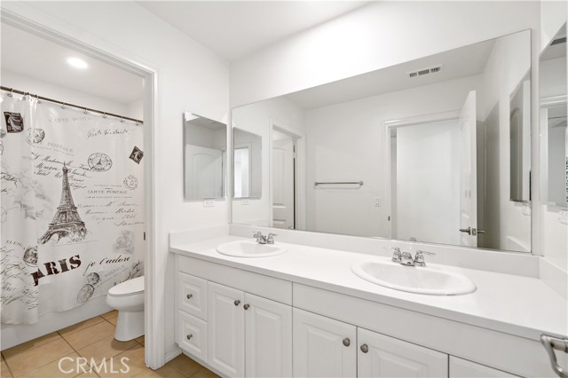 Detail Gallery Image 29 of 44 For 12143 Rhone Ct, Jurupa Valley,  CA 91752 - 4 Beds | 2/1 Baths