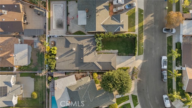 Detail Gallery Image 40 of 40 For 7316 Colbath, Van Nuys,  CA 91405 - 3 Beds | 3 Baths