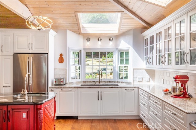 8 Buckskin Lane, Rolling Hills Estates, California 90274, 3 Bedrooms Bedrooms, ,1 BathroomBathrooms,Residential,Sold,Buckskin,SB21160245