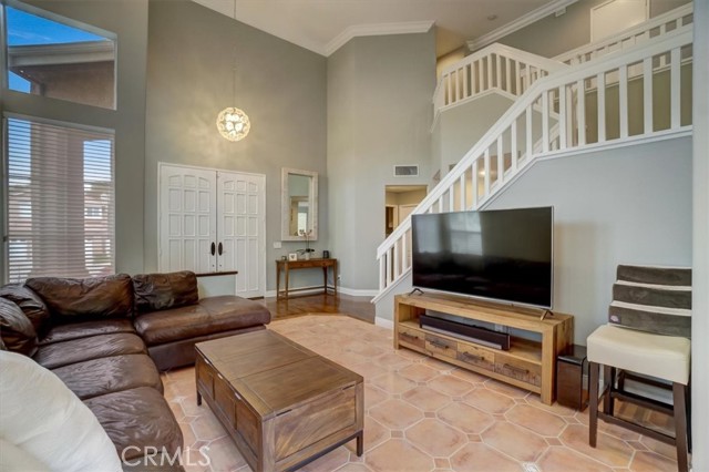 5384 Carmento Drive photo 7