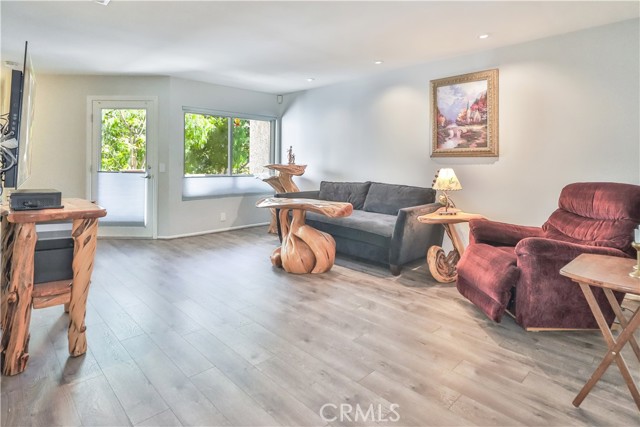 Detail Gallery Image 10 of 45 For 187 via Colinas, Westlake Village,  CA 91362 - 2 Beds | 2 Baths