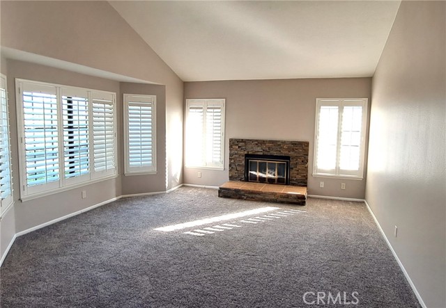 Detail Gallery Image 3 of 14 For 948 Sandstone Dr, Glendora,  CA 91740 - 2 Beds | 2 Baths