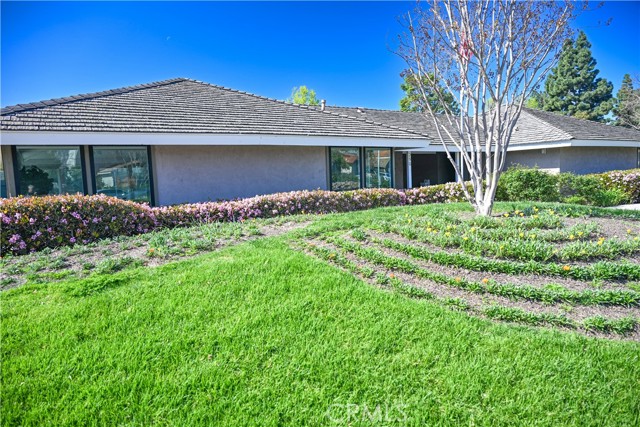40 Tangerine, Irvine CA: https://media.crmls.org/medias/119f968a-438f-41ca-911e-6ab5a390679b.jpg