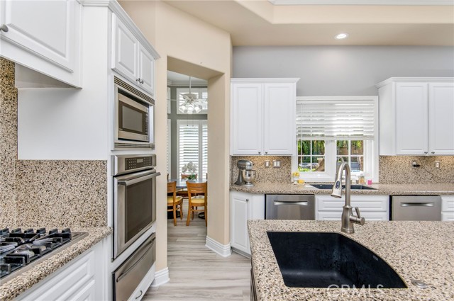 Detail Gallery Image 23 of 75 For 10501 Woodview Cir, Orange,  CA 92869 - 7 Beds | 6/1 Baths