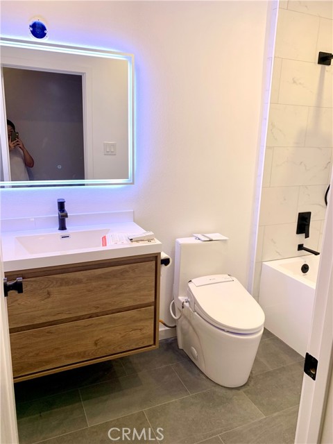 Detail Gallery Image 6 of 16 For 17229 Atkinson Ave, Torrance,  CA 90504 - 3 Beds | 1 Baths