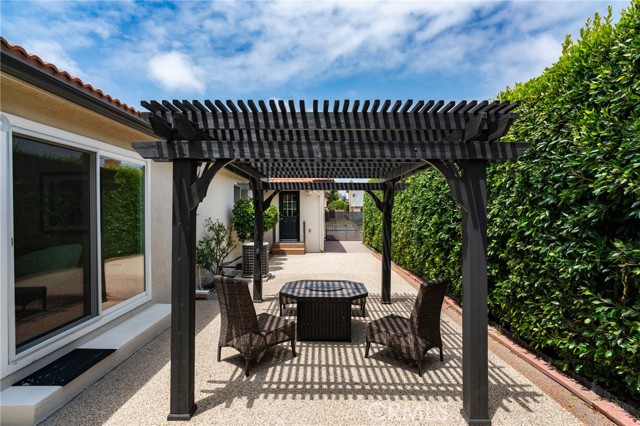 2270 W 231st Street, Torrance CA: https://media.crmls.org/medias/11a17dc9-80bb-49f2-88b8-bd1d3c274d55.jpg