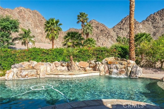 Detail Gallery Image 4 of 63 For 47855 White Fox Ct, La Quinta,  CA 92253 - 4 Beds | 4/1 Baths
