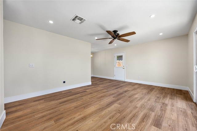 3125 Fillmore Avenue, Bakersfield CA: https://media.crmls.org/medias/11a294cf-6387-4413-bbce-56403d84fb34.jpg