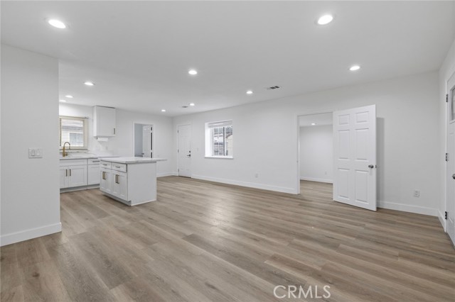 Detail Gallery Image 5 of 18 For 728 N Euclid St, Santa Ana,  CA 92703 - – Beds | – Baths