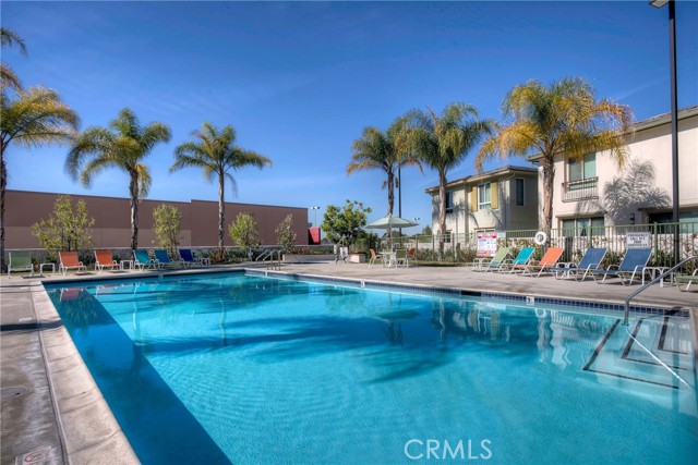12039 Stanley Park Court, Hawthorne CA: https://media.crmls.org/medias/11a2b3c9-2598-44df-a7bc-8ea42f9042d0.jpg