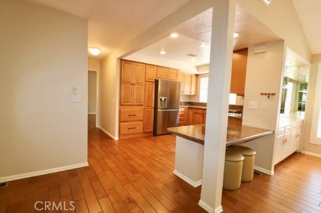 property-img