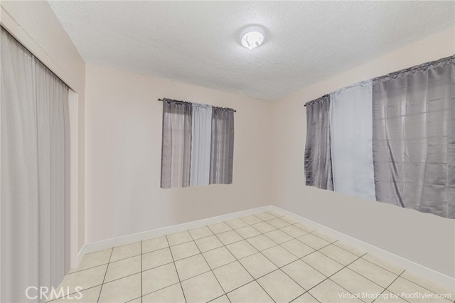 1236 N Dresden Place, Anaheim CA: https://media.crmls.org/medias/11a311bd-6bd2-4e9c-b4f8-43122e1e20c0.jpg