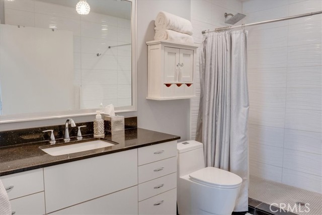 Detail Gallery Image 17 of 37 For 22346 Canyon Club, Canyon Lake,  CA 92587 - 2 Beds | 2 Baths