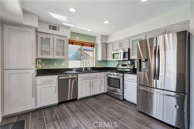 20009 Tanager Court, Canyon Country CA: https://media.crmls.org/medias/11a3de4e-2316-4507-9218-91218d97fd8b.jpg
