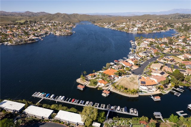 Detail Gallery Image 64 of 75 For 30181 Swan Point, Canyon Lake,  CA 92587 - 4 Beds | 3/1 Baths
