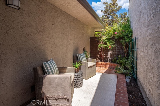 Detail Gallery Image 31 of 36 For 5252 Thorn Tree Ln, Irvine,  CA 92612 - 3 Beds | 2 Baths