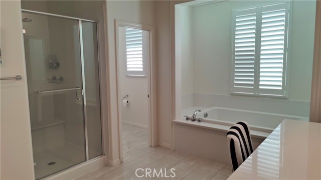 6956 Dublin Drive, Chino CA: https://media.crmls.org/medias/11a4a6f7-51b7-4503-884c-7894056b29a9.jpg