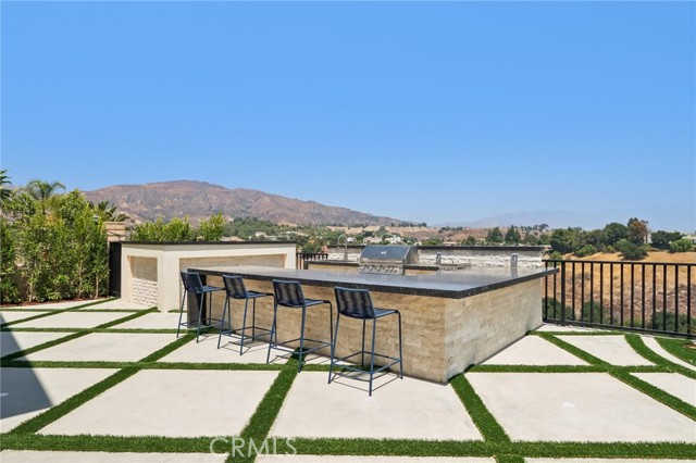 18200 Sheffield Lane, Porter Ranch CA: https://media.crmls.org/medias/11a4cbbb-4dcd-43aa-bcf9-22d237035dc5.jpg