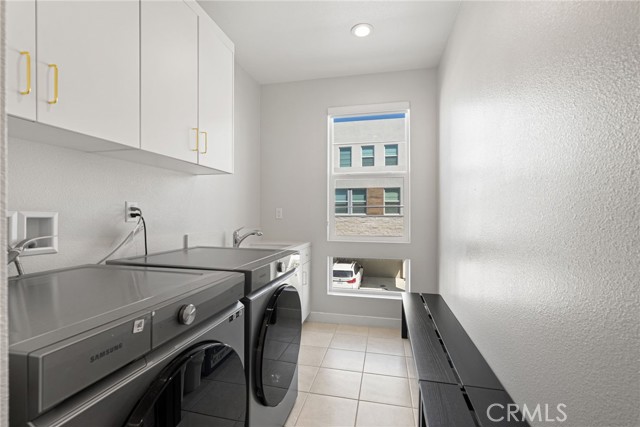 Detail Gallery Image 21 of 54 For 200 Newton, Lake Forest,  CA 92630 - 5 Beds | 4 Baths