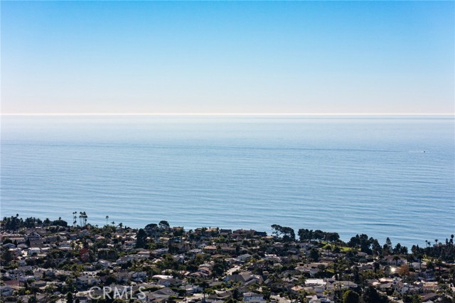 4101 Calle Mayo, San Clemente CA: https://media.crmls.org/medias/11a6796c-bbac-4227-ad37-dbcc4294ed3b.jpg