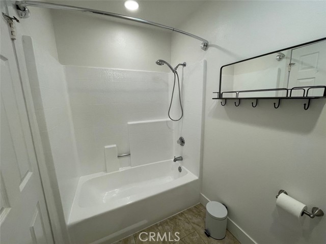 219 32nd Street, Newport Beach CA: https://media.crmls.org/medias/11a6ed52-5d94-4c79-b830-6b03ff3e3274.jpg
